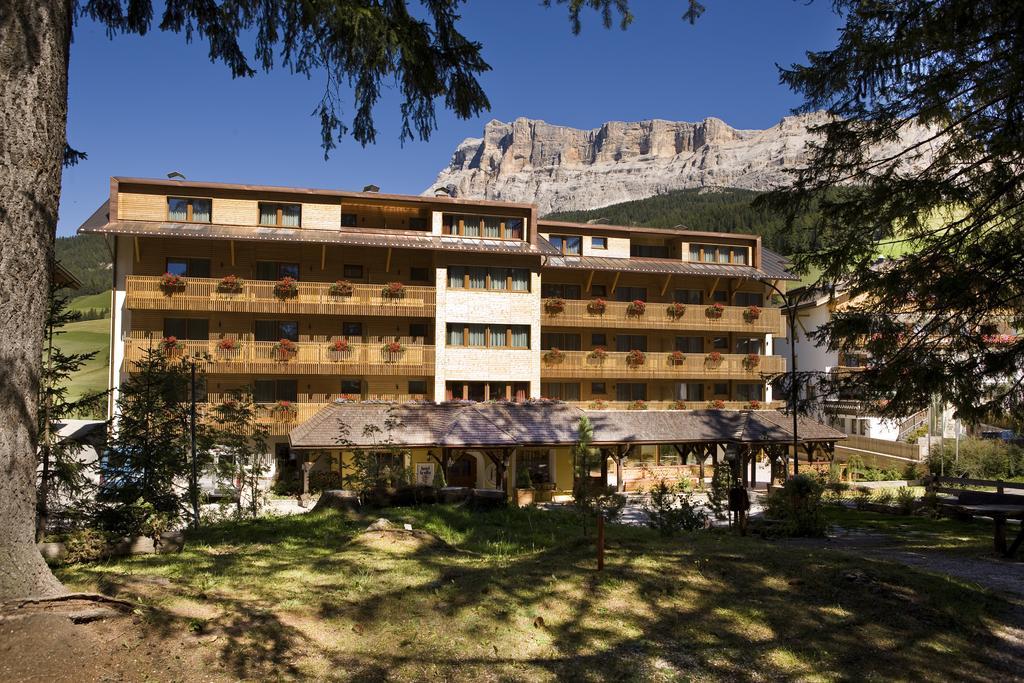 Hotel La Villa Exterior photo