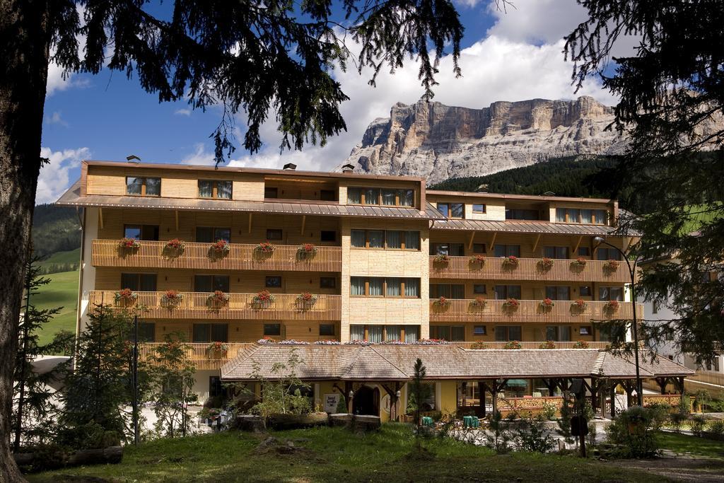 Hotel La Villa Exterior photo